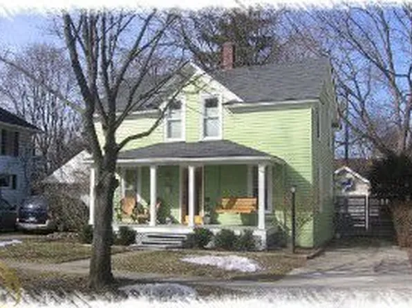 33212 Oakland Ave, Farmington, MI 48336