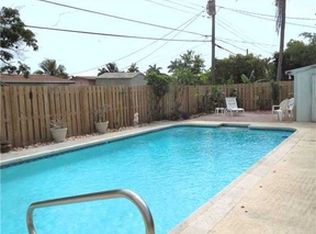6881 NW 24th Ct, Sunrise, FL 33313