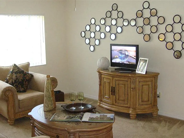 Mission Bay Apartments — Photo 13