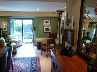 32 Foster Sq, Pittsburgh, PA 15212