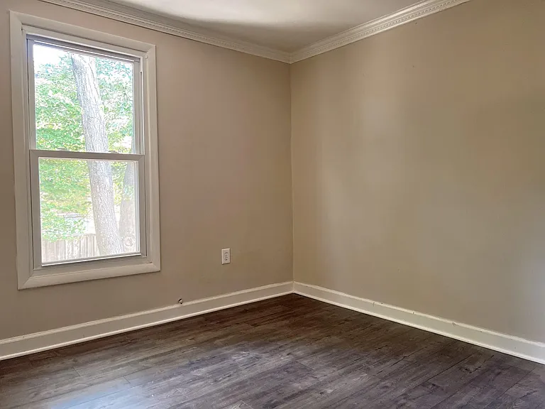 118 Middle Point Ct — Photo 16