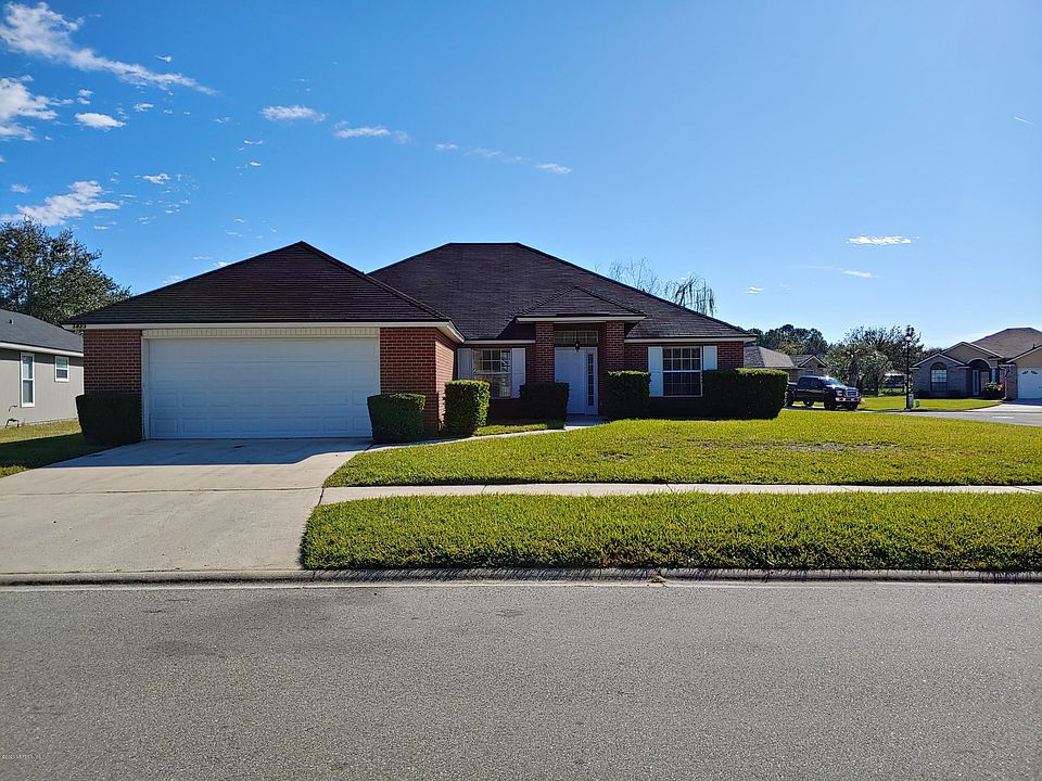 1st image of 1823 Hawkins Cove Dr W