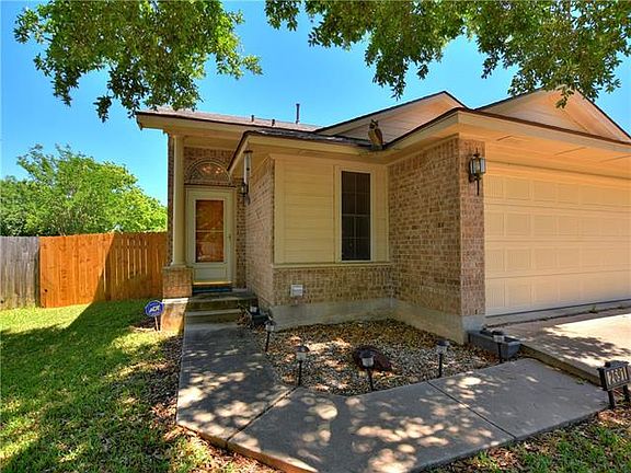 5th image of 2691 Bradley Ln