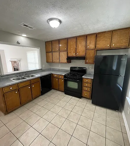 105 Fruitwood Trce #A — Photo 2