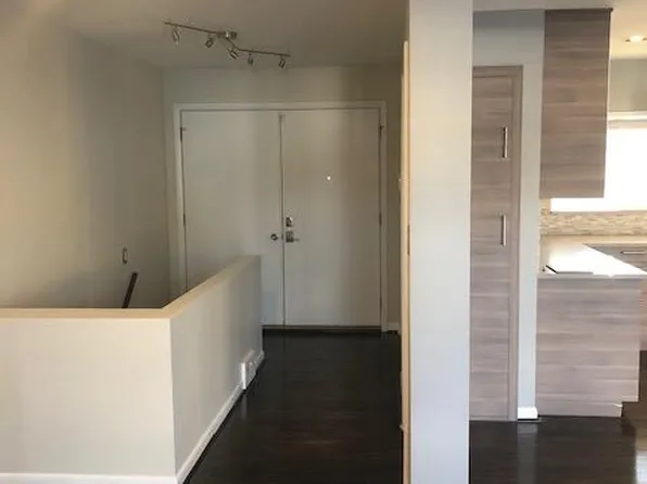 7315 Linda Ln, West Bloomfield, MI 48322