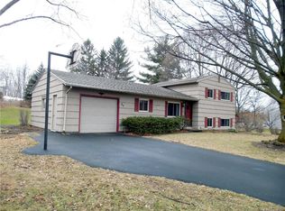 24 Thompson Rd, Rochester, NY 14623