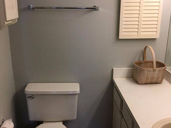 3rd image of 4411 Shady Terrace Ln APT 111