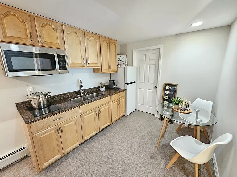 4 Maple Ave #1 — Photo 8