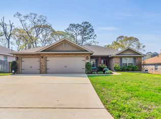 3044 Crown Creek Cir, Crestview, FL 32539