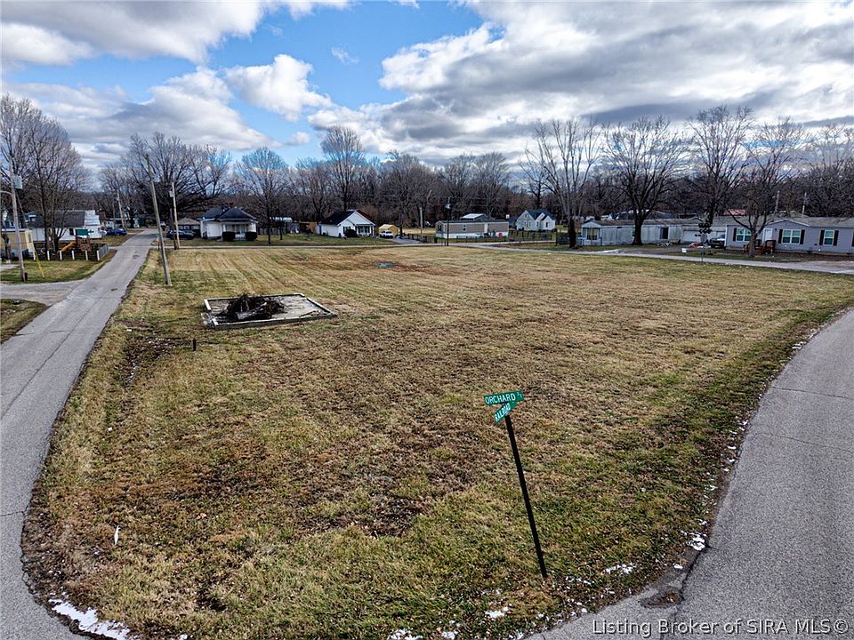 1st image of 914 Mill Lane