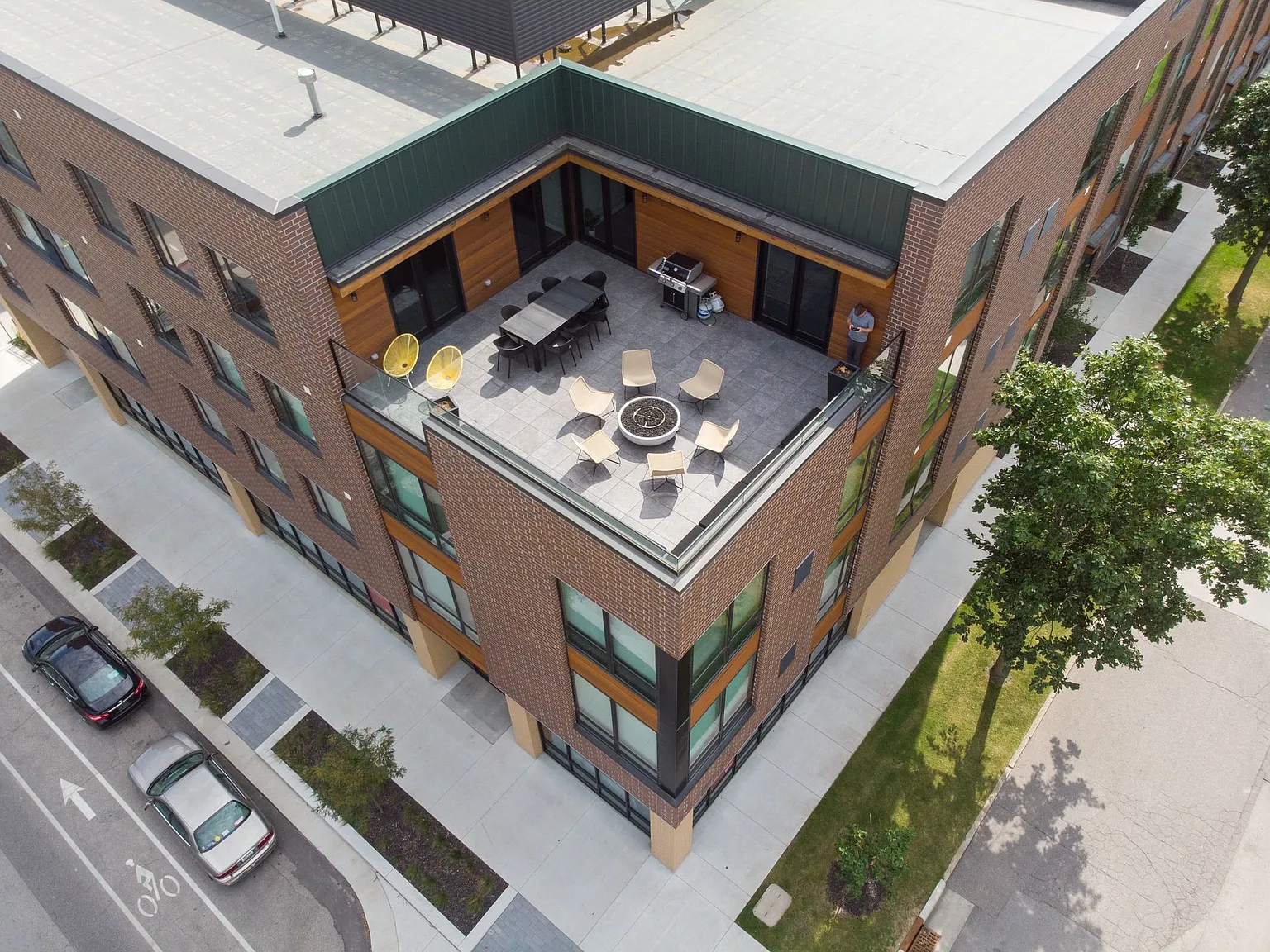Canary Lofts — Photo 1