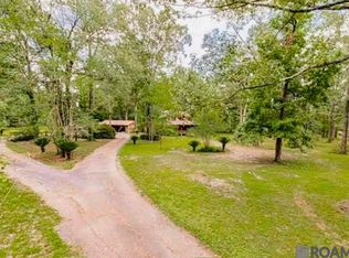 14253 Oakwood Ln, Denham Springs, LA 70726