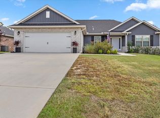 8097 Silver Maple Dr, Milton, FL 32583