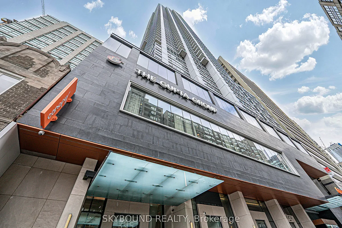 Building Photo - 395 Bloor St E #2901