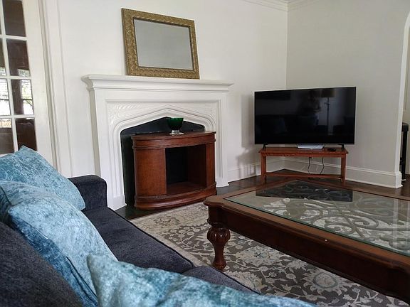 Living room with 55 inch TV.