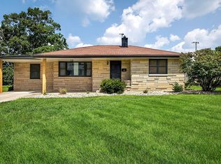 738 Sunset Dr, Bloomfield, IN 47424