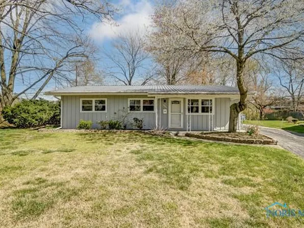 4804 Sandlewood Ct, Sylvania, OH 43560