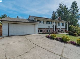 10744 SE 99th Dr, Happy Valley, OR 97086