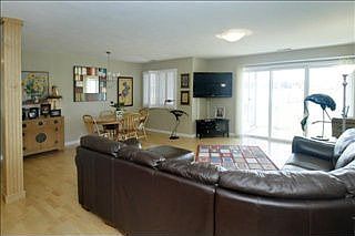 5th image of 355 Columbia Ave W APT 108
