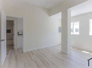 6210 10th Ave, Los Angeles, CA 90043