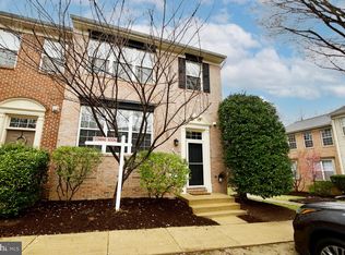 7435 Gillingham Row, Alexandria, VA 22315