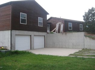 107 4th St, Vaughn, MT 59487