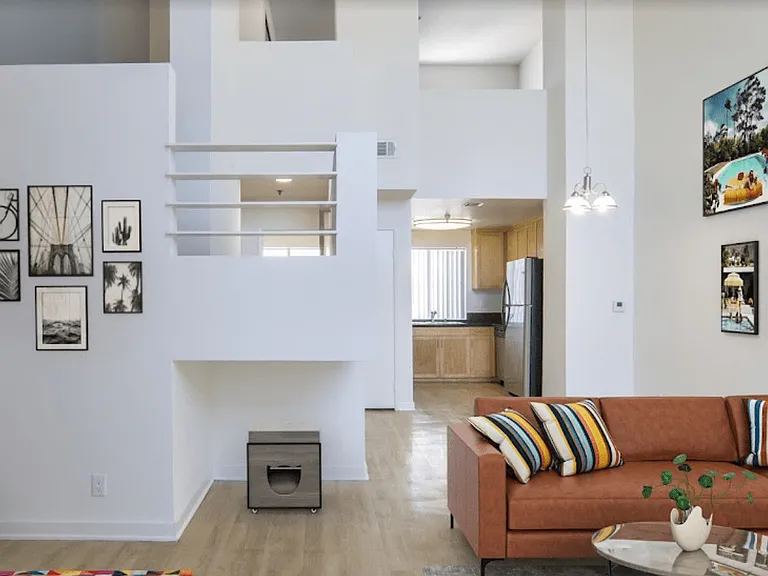 Luna Apartment View
