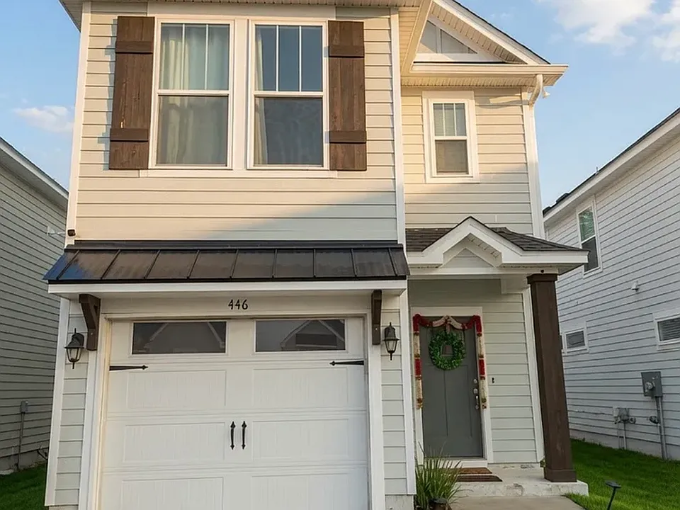 446 Grand Oaks Rd