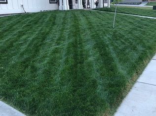 6 Lewis Cir, Milton Freewater, OR 97862