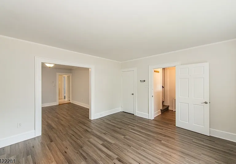 10 Walnut Pkwy — Photo 8