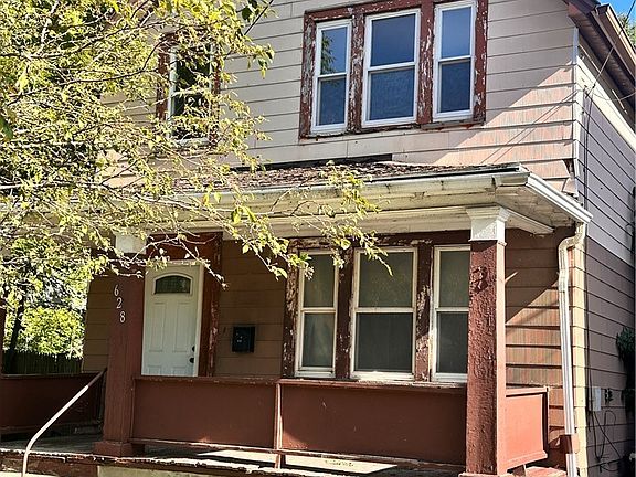 2nd image of 628 Fulton St