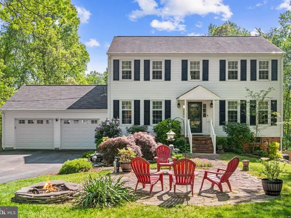 105 Stratford Pl, Stafford, VA 22556