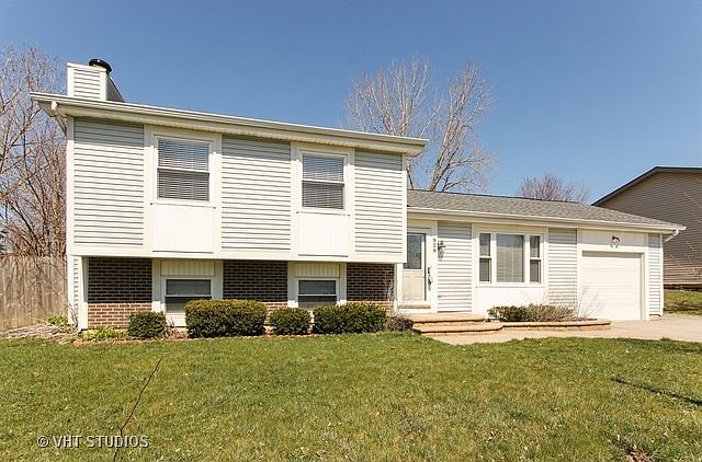 1st image of 928 Shorewood Dr