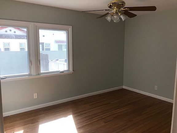 2nd image of 645 N Hollywood Way #645