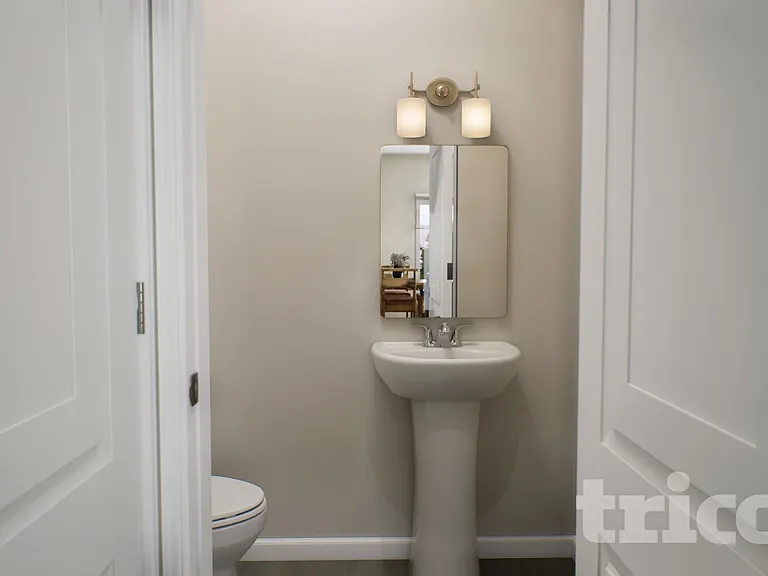 6028 Dutton Dr — Photo 14