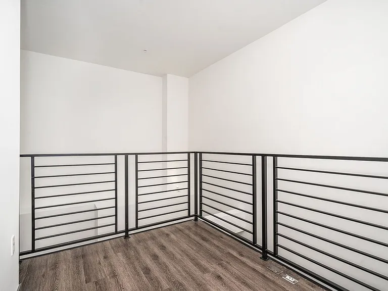 1-bedroom Townhome - loft