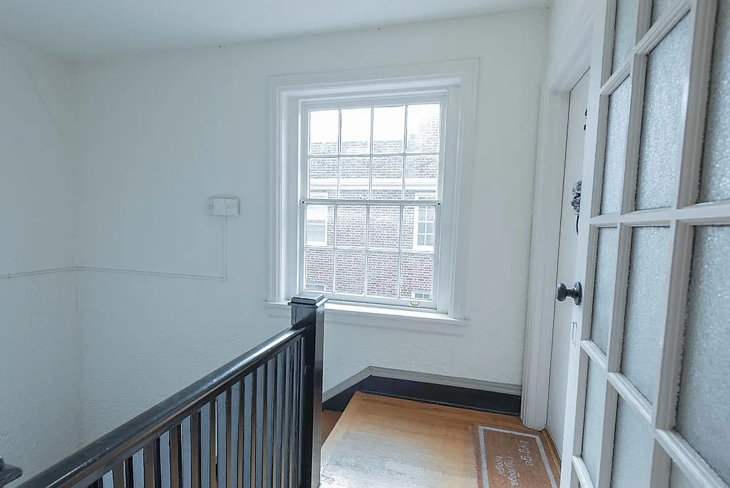 Building Photo - 3410 Monument Ave #302
