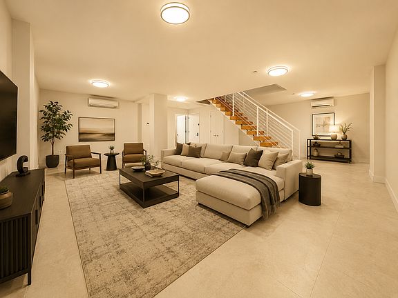 4th image of 91 Bruckner Blvd #101