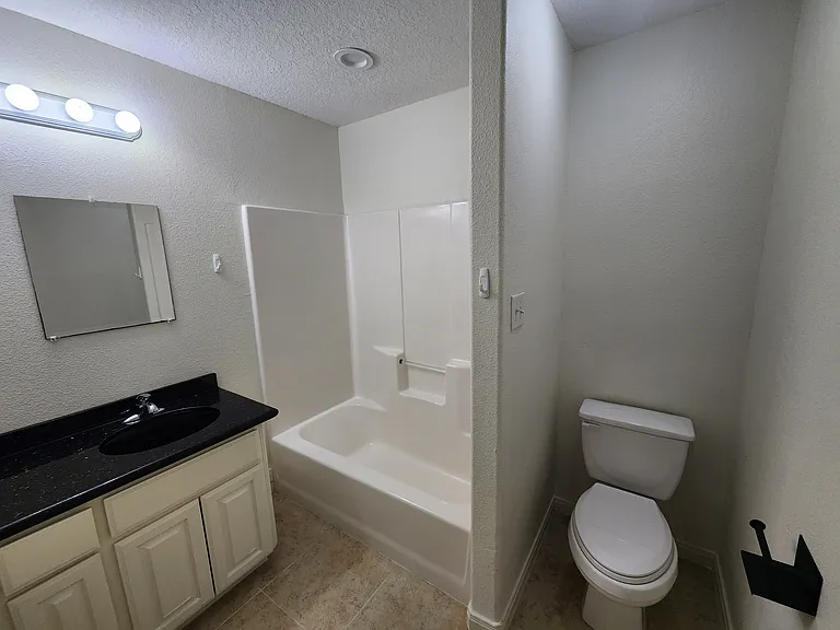 14920 Gamble Rd #B — Photo 8