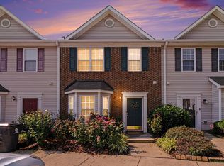 29 Edgebrook Cir, Durham, NC 27703