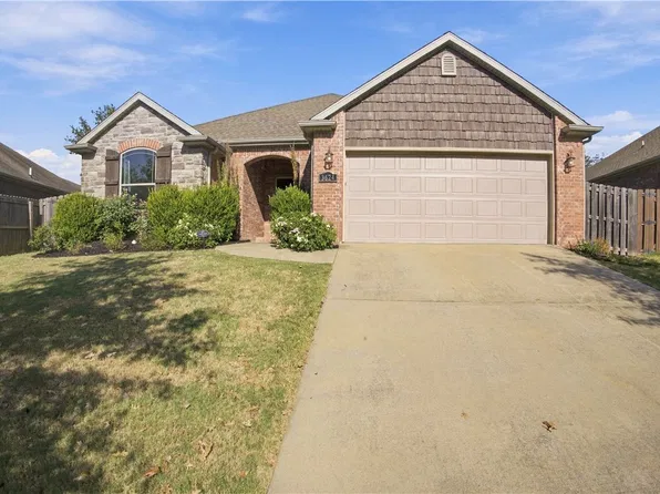 3624 W Foxtail Lily Ln, Fayetteville, AR 72704