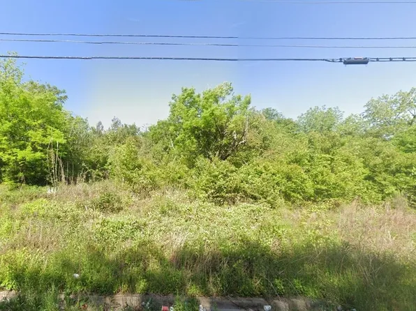 2455 Laveta Dr, Macon, GA 31206