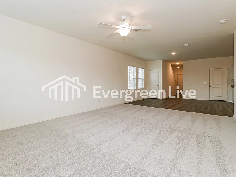 16024 Viburnum Dr — Photo 6