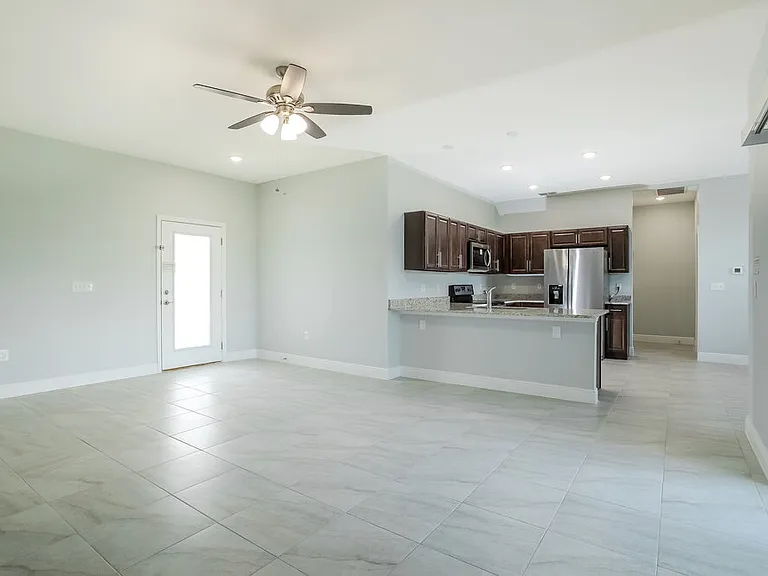 764 Leonardo Ct — Photo 4