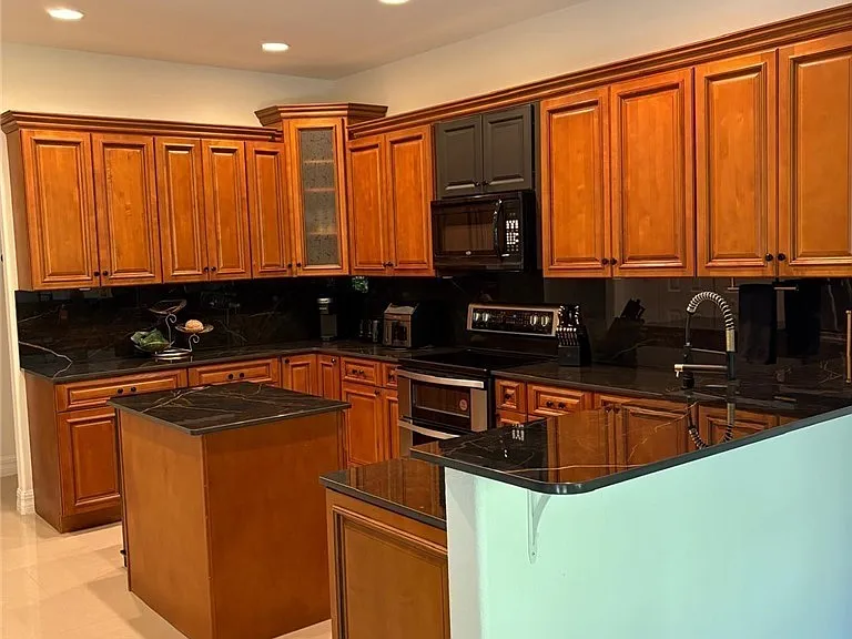 26935 Piva Ct — Photo 5