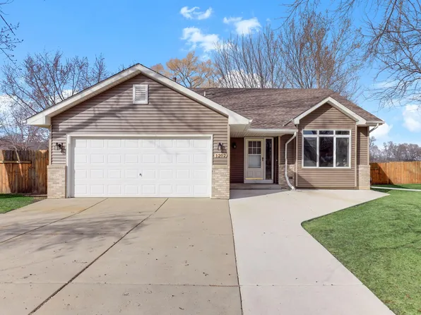 1202 Hawthorn Ave, Buffalo, MN 55313