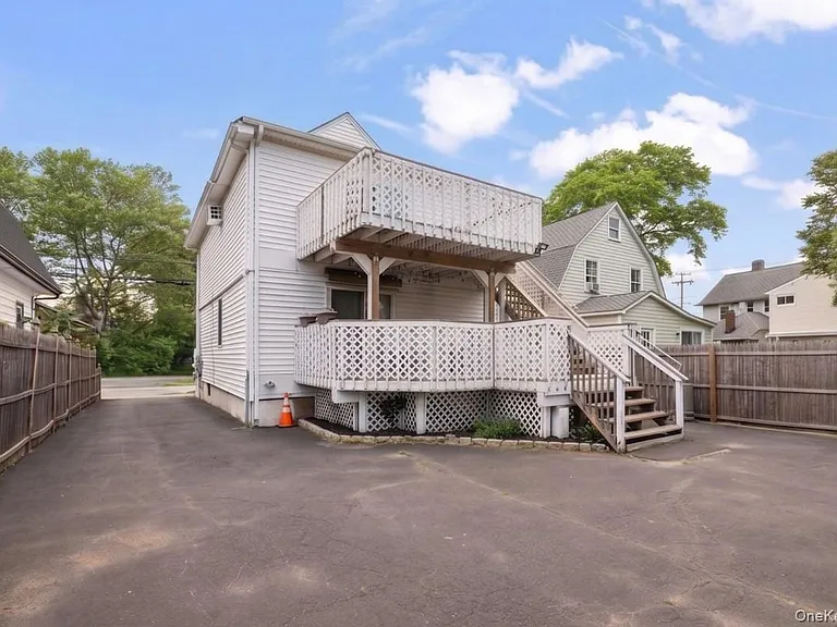 75 Maxwell Ave #B — Photo 18