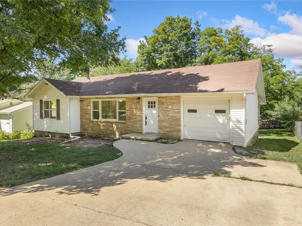 816 N Spruce St, Harrison, AR 72601
