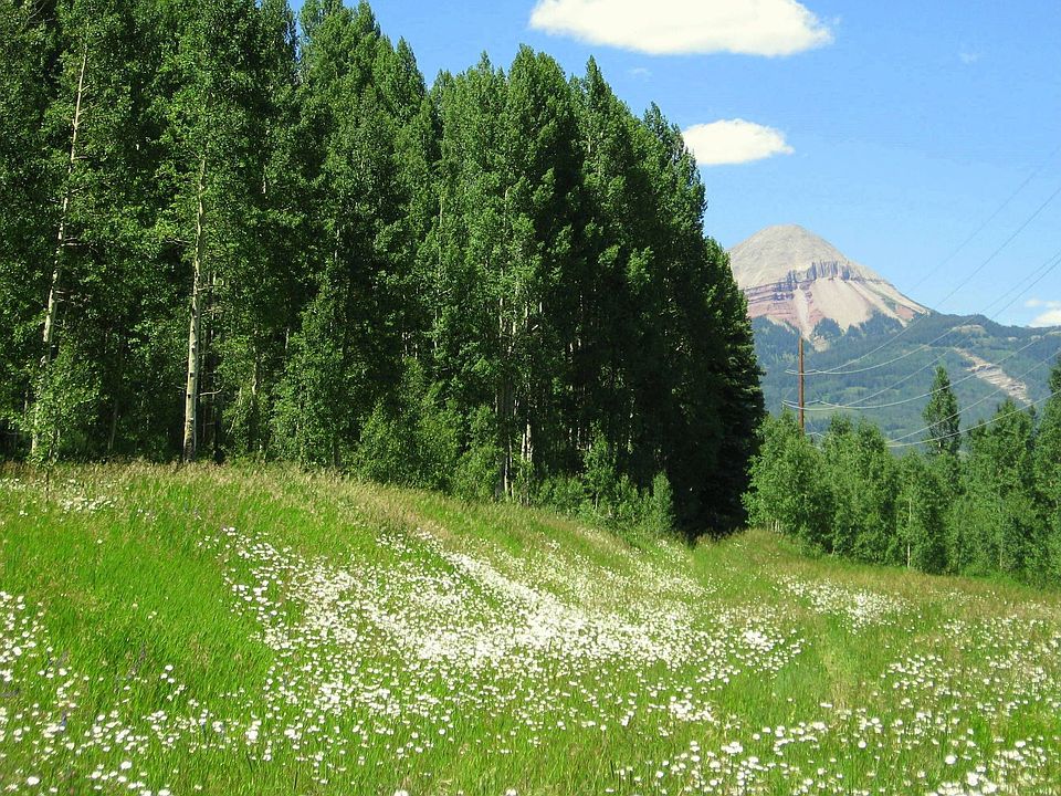 PRIME DEVELOPMENT OPPORTUNITY WITH VIEWS, VIEWS AND MORE VIEWS!