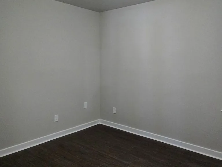 401 Hilltop Dr — Photo 23